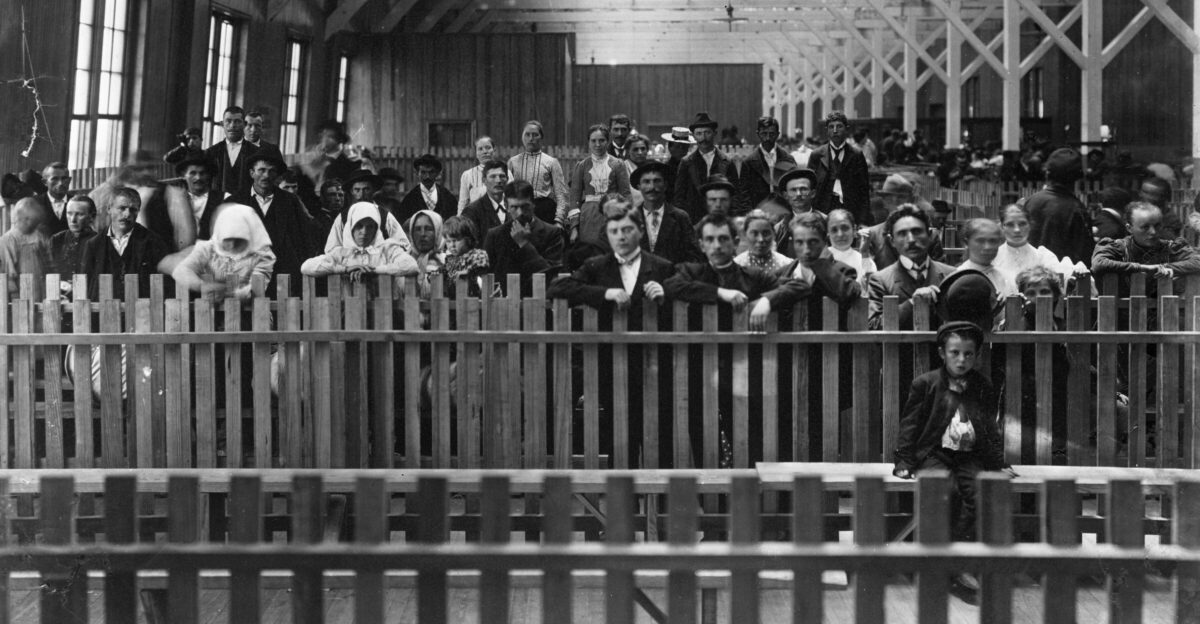 Immigrants at Locust Point separated by destination - Maryland