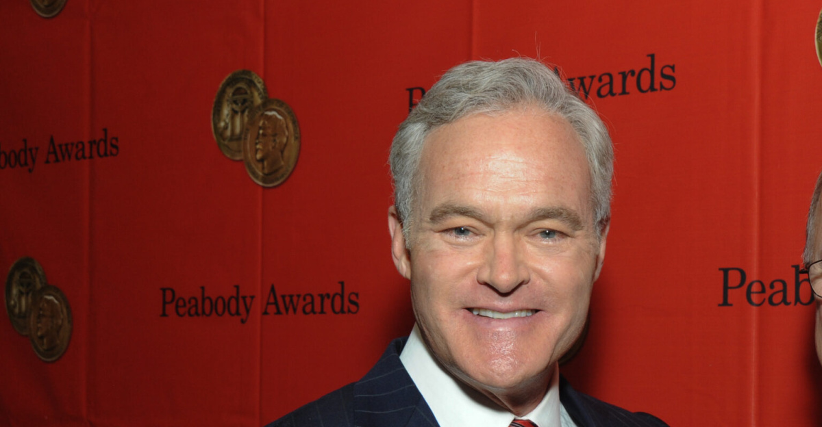 <p>PHOTO CREDIT: ANDERS KRUSBERG / PEABODY AWARDS
</p><p>Scott Pelley and E. Culpepper Clark, 72nd Annual Peabody Awards Luncheon
Waldorf-Astoria Hotel
</p>
May 20, 2013
