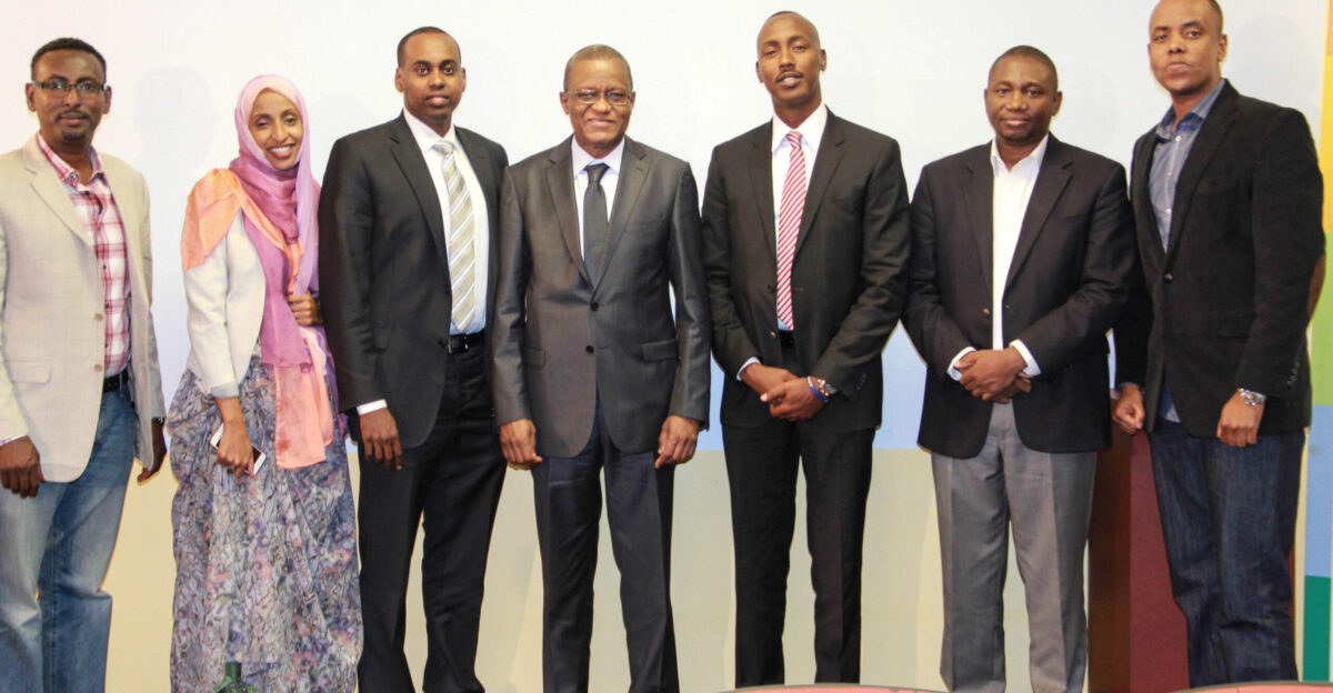The AU Special Representative for Somalia and Head of AMISOM Ambassador Maman Sidikou and his delegation pose for a photo group with the members of the Somali-American Police Association in Minnesota USA on September 29 2015 Ambassador Maman Sidikou is in Minnesota for engagements with Somalis living in the diaspora