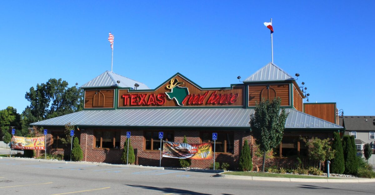 Texas Roadhouse restaurant 36750 Ford Road Westland Michigan