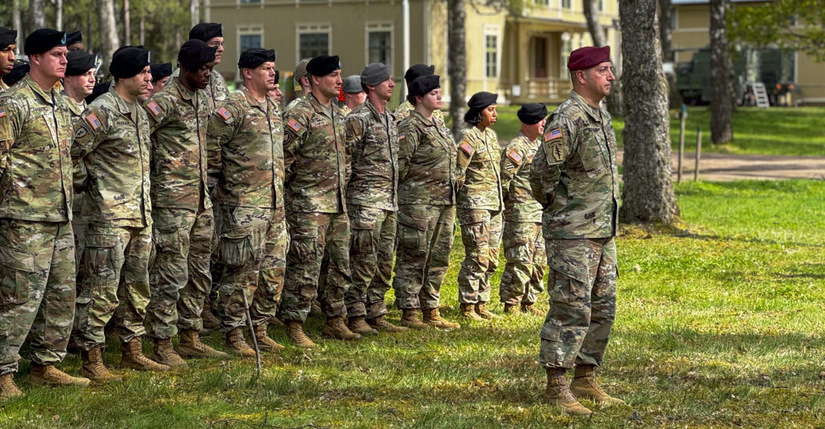 Col John Rotante 11th Airborne Division Chief-of-Staff leads a formation of U S Army Air Force and Swedish 1st Division service members as part of Swift Response 24 May 12 2024 in Skillingaryd Sweden Swift Response 24 is a U S Army Europe-led exercise focused on the strategic deployment of continental United States-based forces employment of Army Prepositioned Stocks and interoperability with Allies and partners Taking place from May 5 to May 17 Swift Response 24 demonstrates 11th Airborne Division s ability to rapidly project power provide command and control assets and build new partnerships with the Swedish military