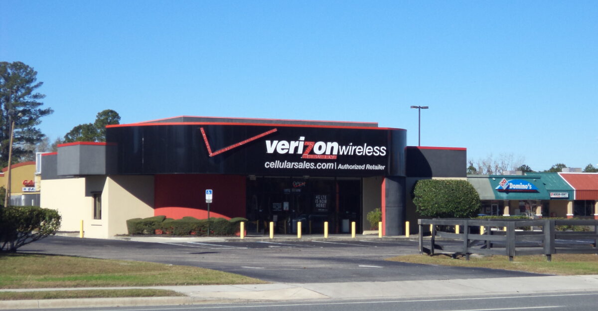 Verizon Wireless store 1486 S 6th St Macclenny Baker County Florida