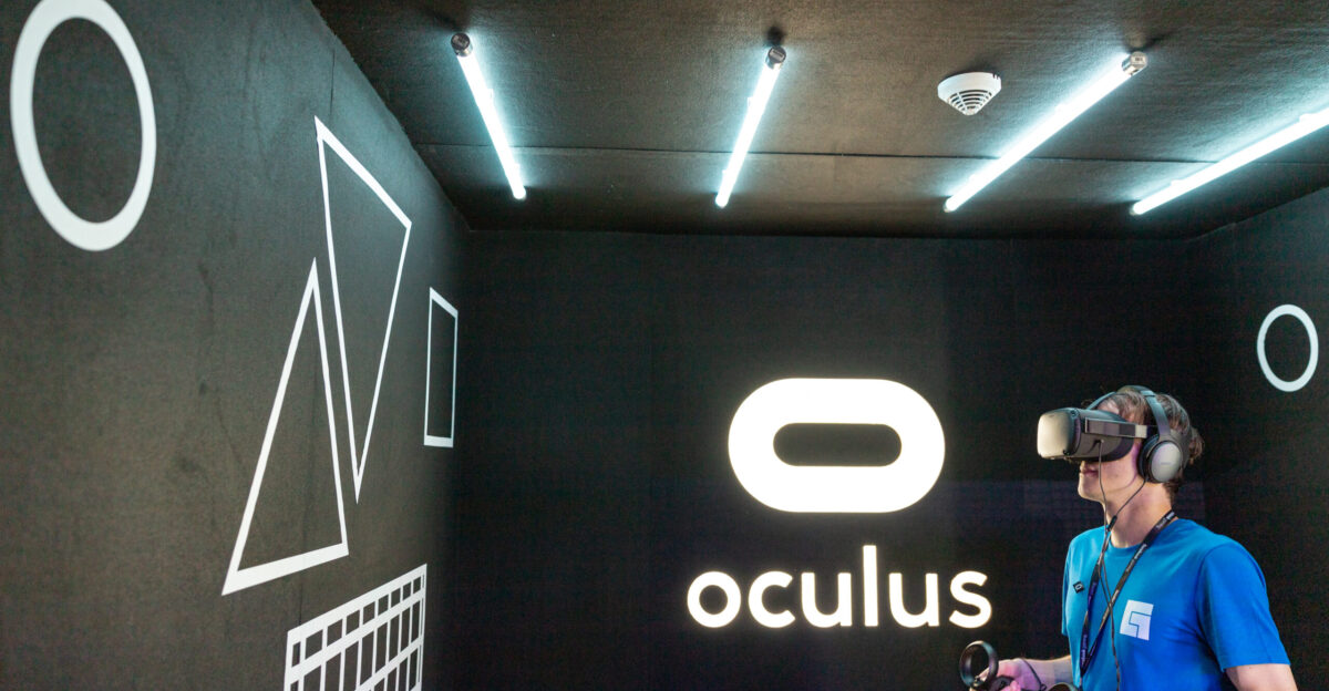 Virtual Reality Headset Facebook Oculus Gamescom 2019