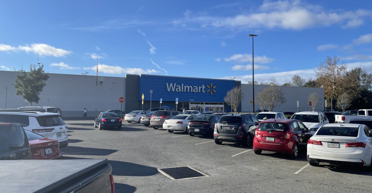 This is a smaller Walmart Supercenter with only one entrance located in Quincy Gadsden County FL
