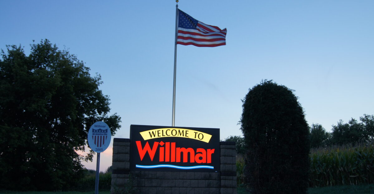 Welcome to Willmar Sign Willmar Minnesota United States