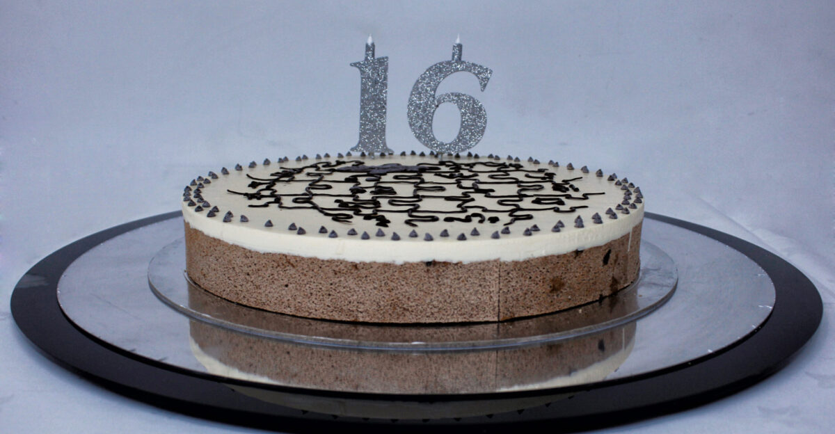 Wikiipedia Birthday Cake 16 Armenia