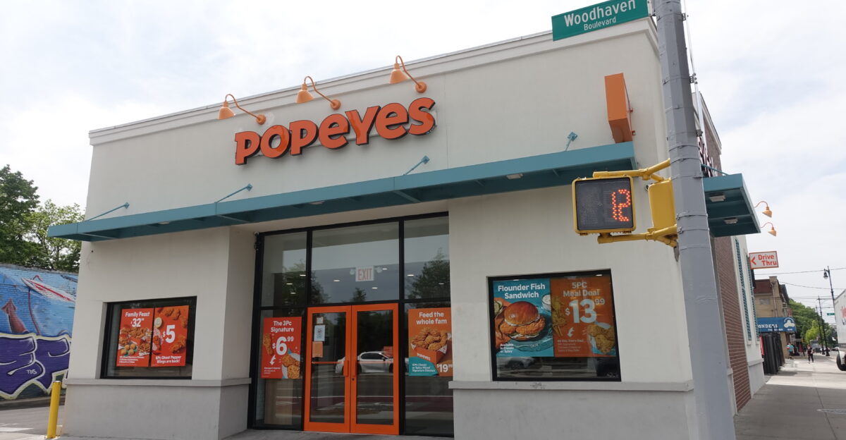 The new Popeyes restaurant at the southwest corner of Woodhaven Boulevard and Myrtle Avenue next to Forest Park in Glendale Woodhaven Queens The building was originally a bank building most recently housing Capital One The building s listed address 8324 Woodhaven Boulevard is also the listed address for the historic Forest Park FDNY Telegraph Station just south of here